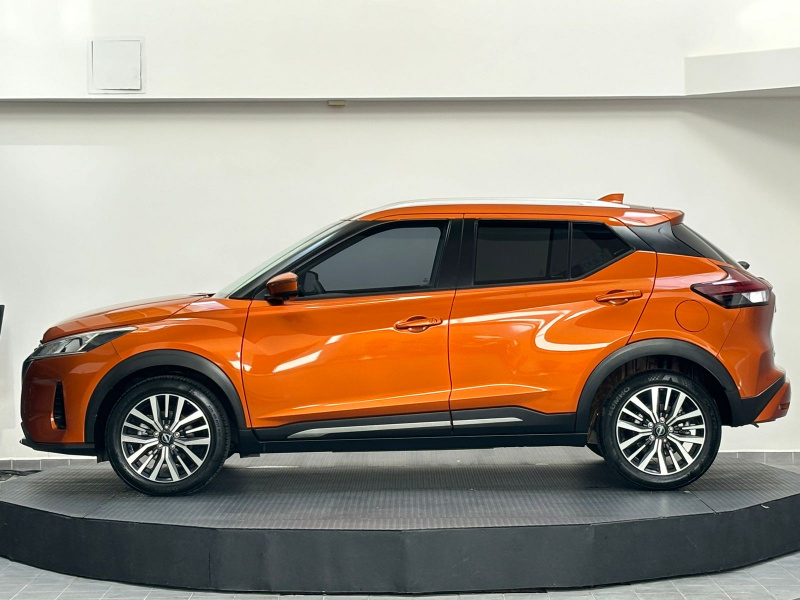 Nissan Kicks  5 pts. Exclusive, 1.6l, TA, a/ac. Aut., piel, GPS, RA-17 2022